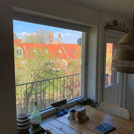Selvbetjent Lejlighed I Centrum Ved Aen Lägenhet *