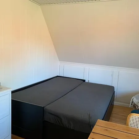 Selvbetjent Lejlighed I Centrum Ved Aen