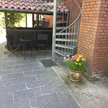 Selvbetjent Lejlighed I Centrum Ved Aen